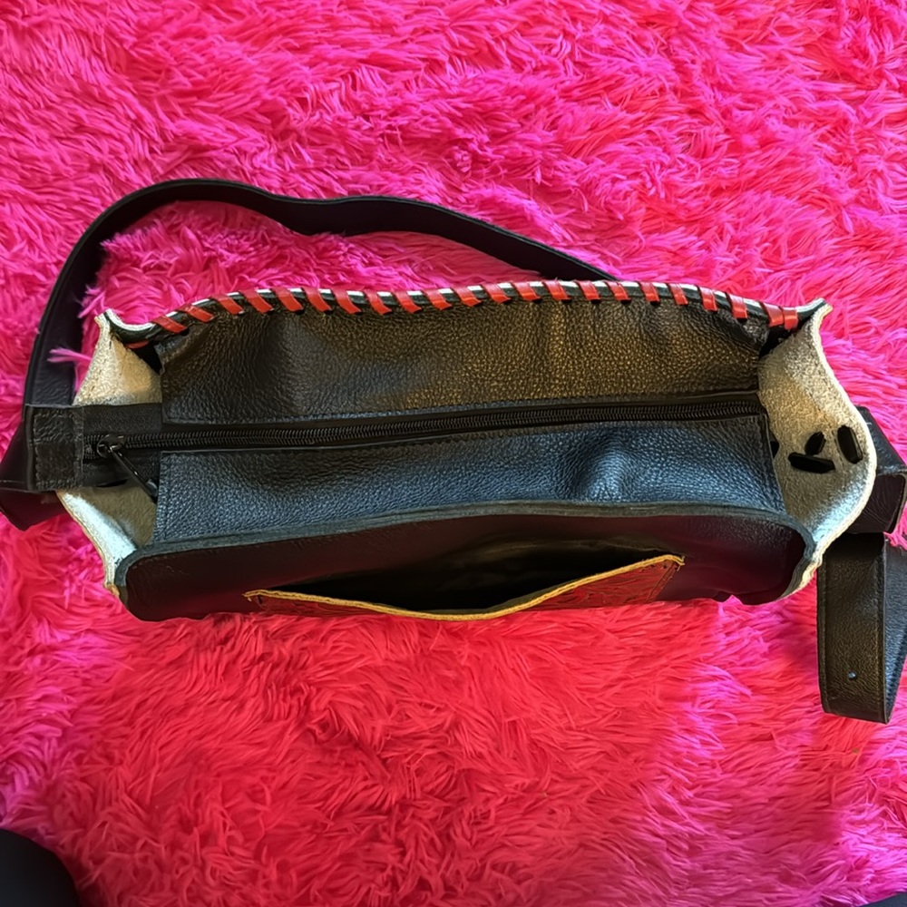 Bronc Cowhide Crossbody View 3